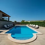 Sutalo Apartman *