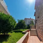 Sutalo Apartman *