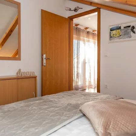 Sutalo Apartment *